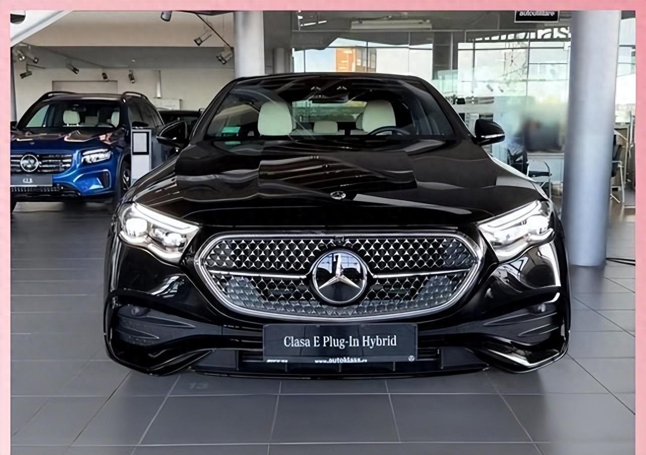 _穷人开车富人坐车_穷人撞豪车