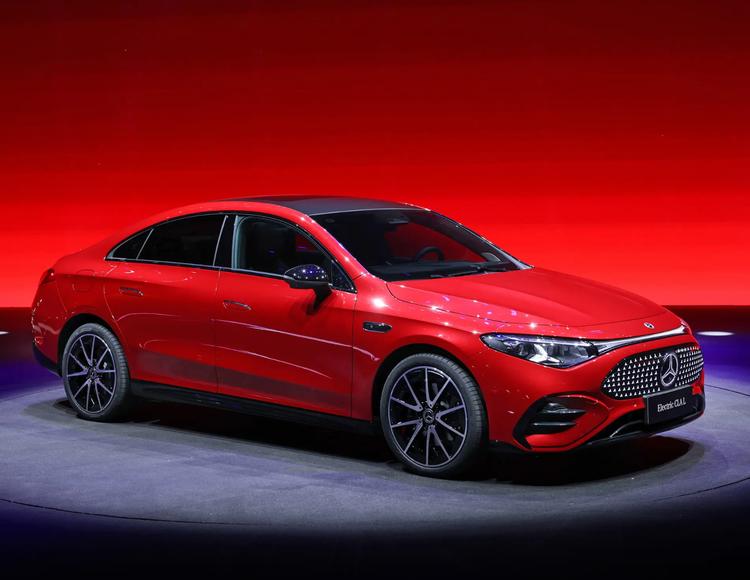 _销量环比增长659%，奔驰电车要“站”起来了？_销量环比增长659%，奔驰电车要“站”起来了？