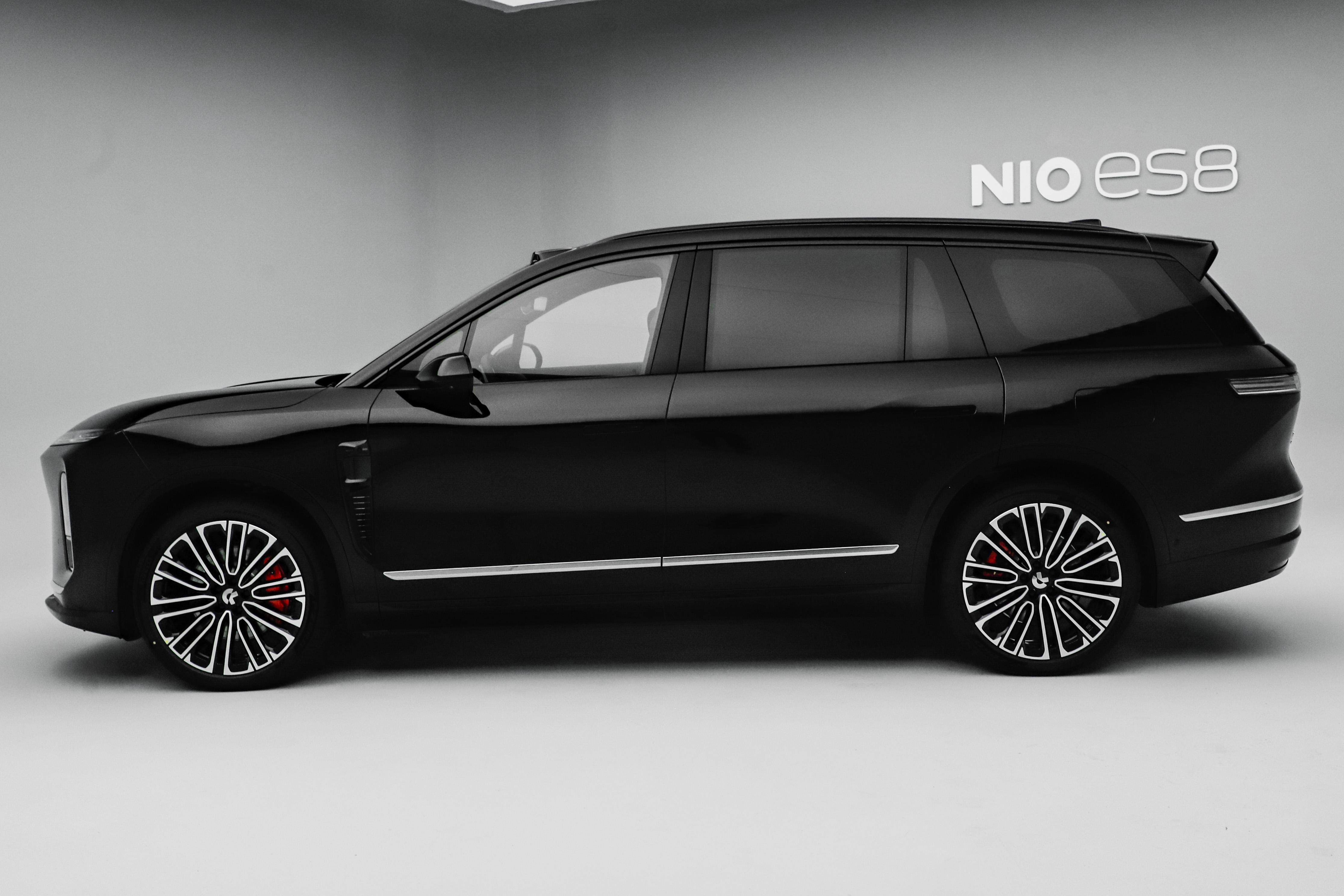 蔚来ES8 2026款六座行政豪华版 900V高压架构 3分钟换电_蔚来ES8