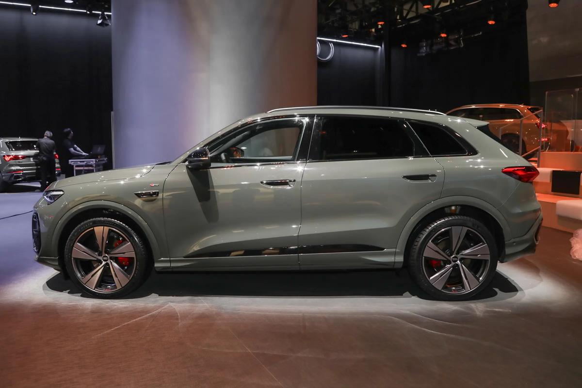 奥迪雷达模块在哪_奥迪雷达控制盒在哪里_